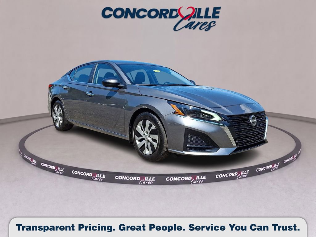 Certified 2025 Nissan Altima 2.5 S FWD image 1
