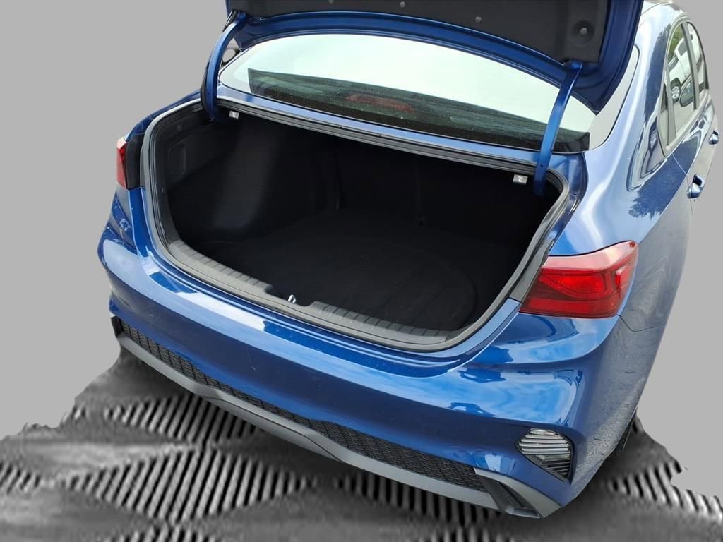 Used 2023 Kia Forte LXS image 28