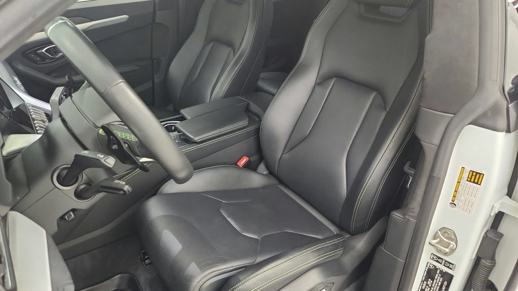 Used 2020 Lamborghini Urus AWD/4WD image 30