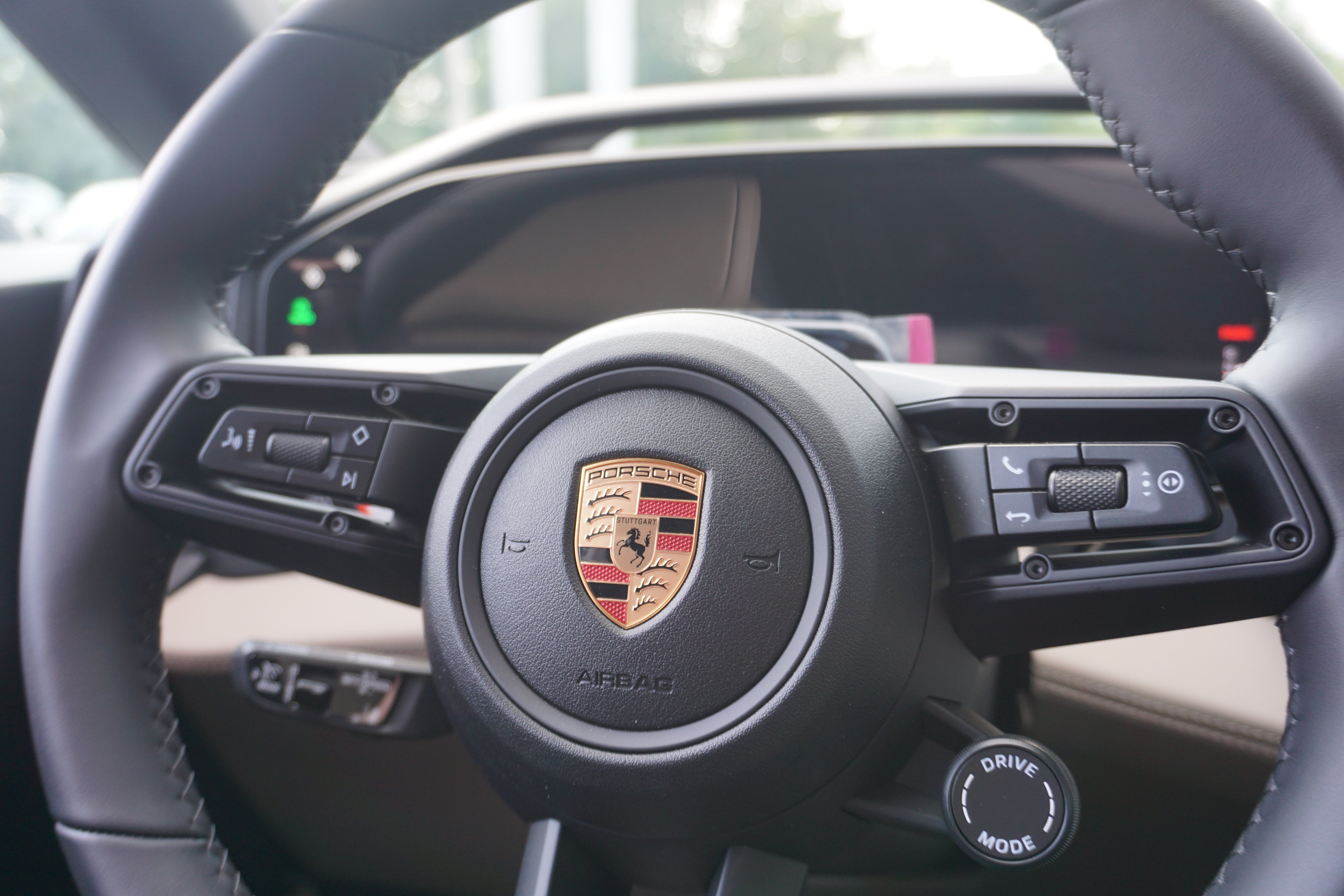 New 2026 Porsche Cayenne Electric AWD/4WD image 6