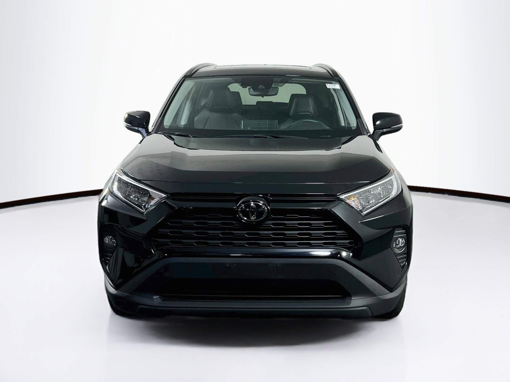 Used 2021 Toyota RAV4 XLE Premium AWD/4WD image 2