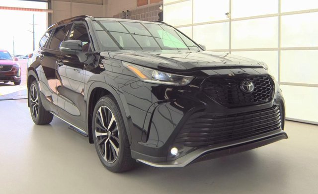 Used 2021 Toyota Highlander XSE