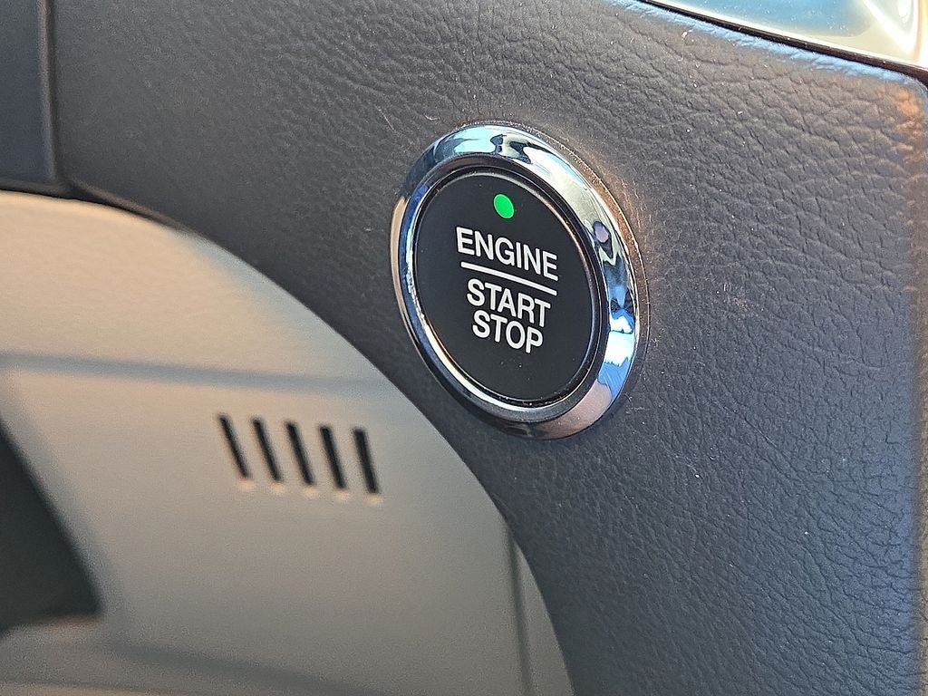 Used 2024 Ford Edge Titanium AWD/4WD image 27