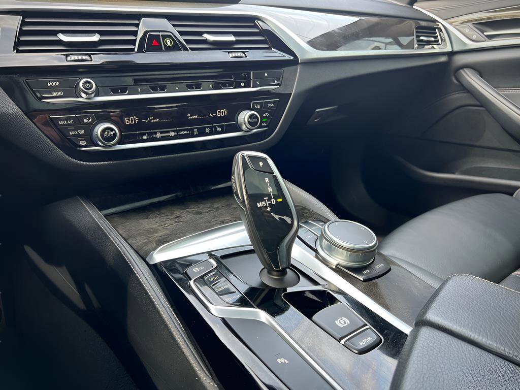 Used 2018 BMW 530i RWD image 47