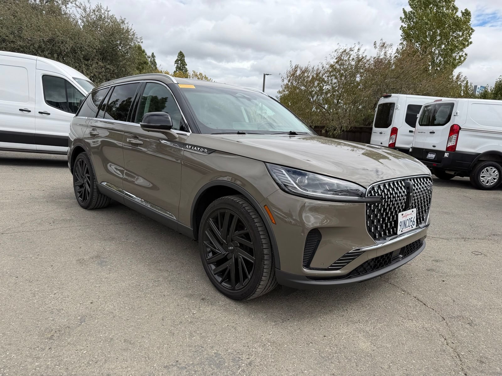 Used 2025 Lincoln Aviator Reserve w/ Equipment Group 201A AWD/4WD image 7