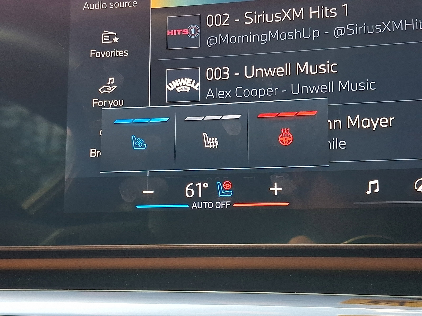 Used 2025 BMW i5 xDrive40 w/ Premium Package AWD/4WD image 25