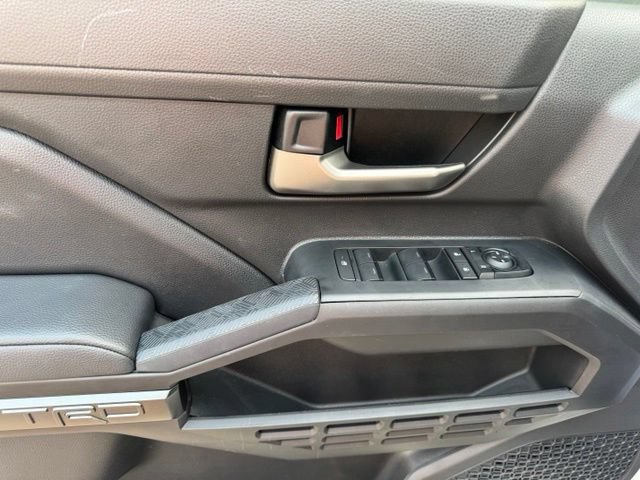 Used 2024 Toyota Tacoma TRD Sport AWD/4WD image 13