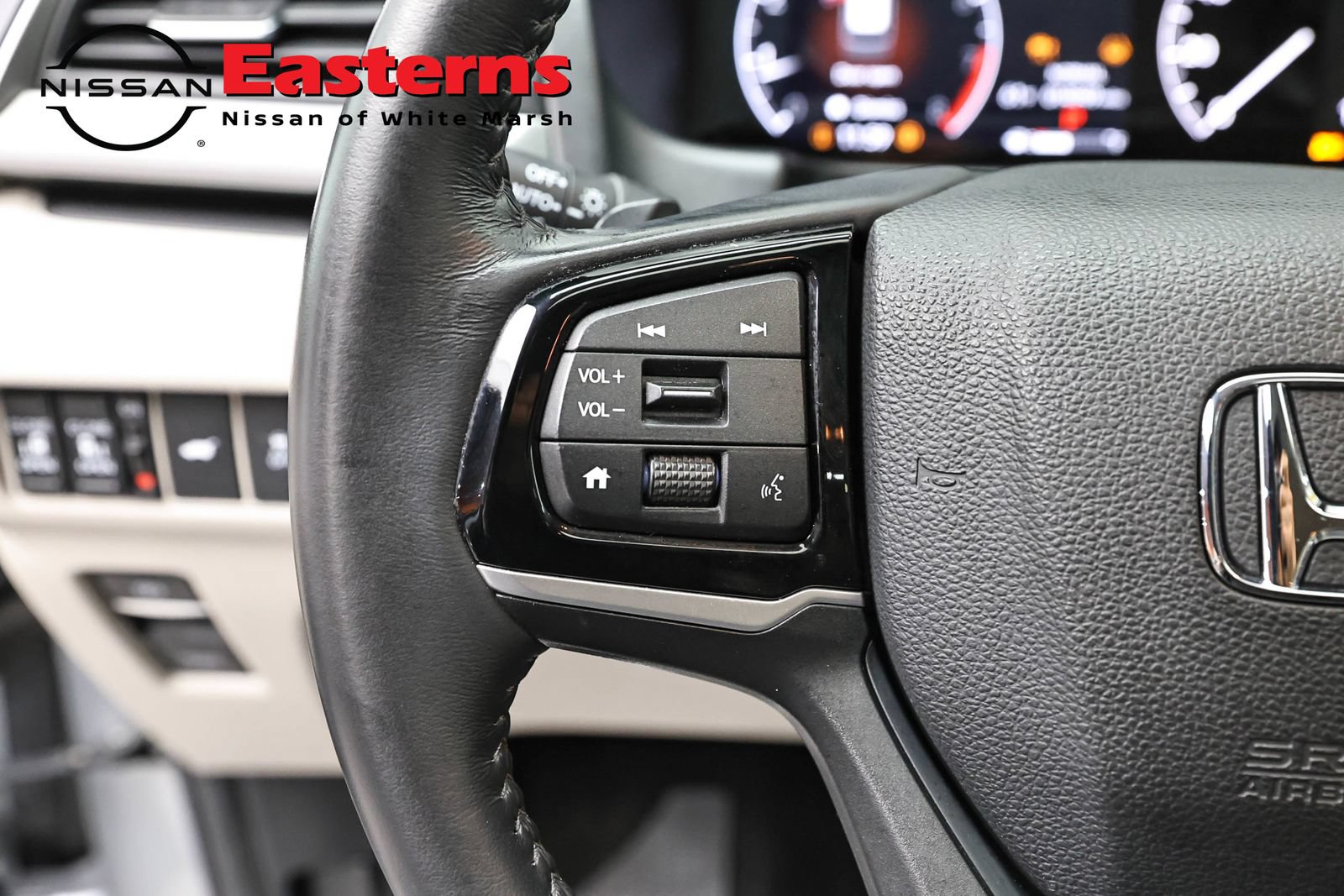 Used 2025 Honda Odyssey EX-L image 14