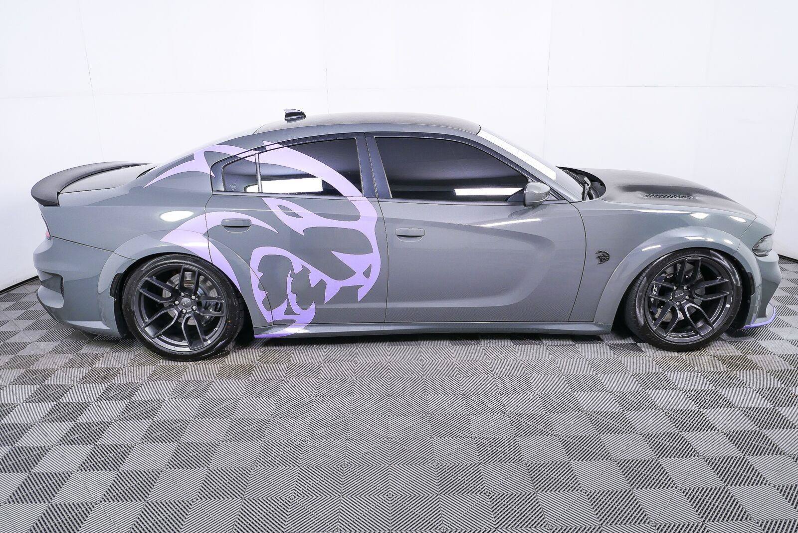 Used 2023 Dodge Charger SRT Hellcat RWD image 3
