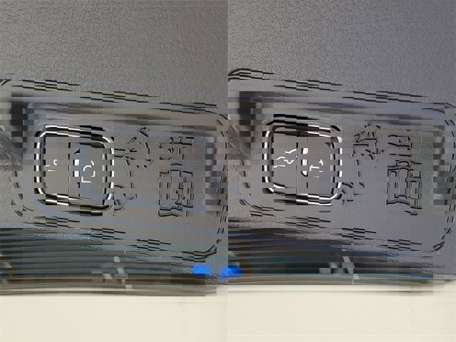 New 2025 Ford Explorer Active w/ Active Comfort Package image 10