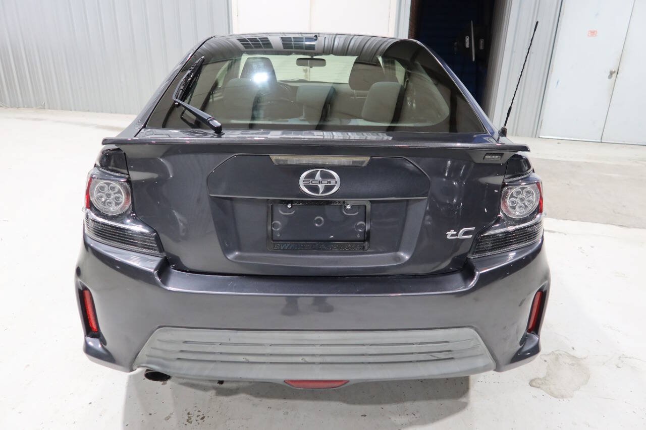 Used 2016 Scion tC FWD image 4