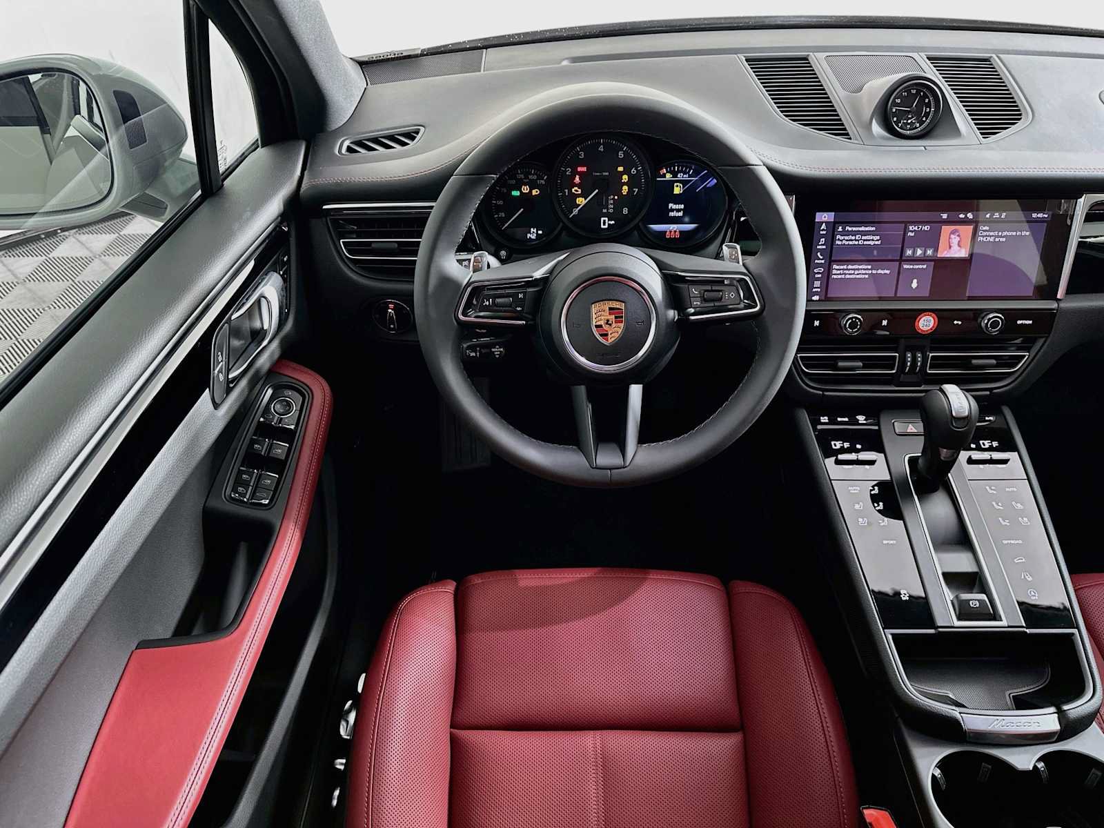 New 2026 Porsche Macan AWD/4WD image 24