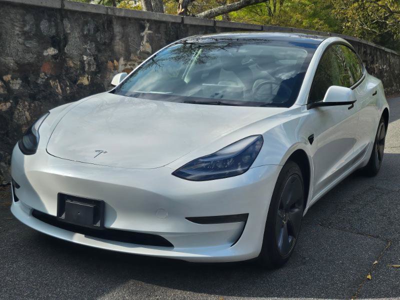 Used 2023 Tesla Model 3 Standard Range image 13