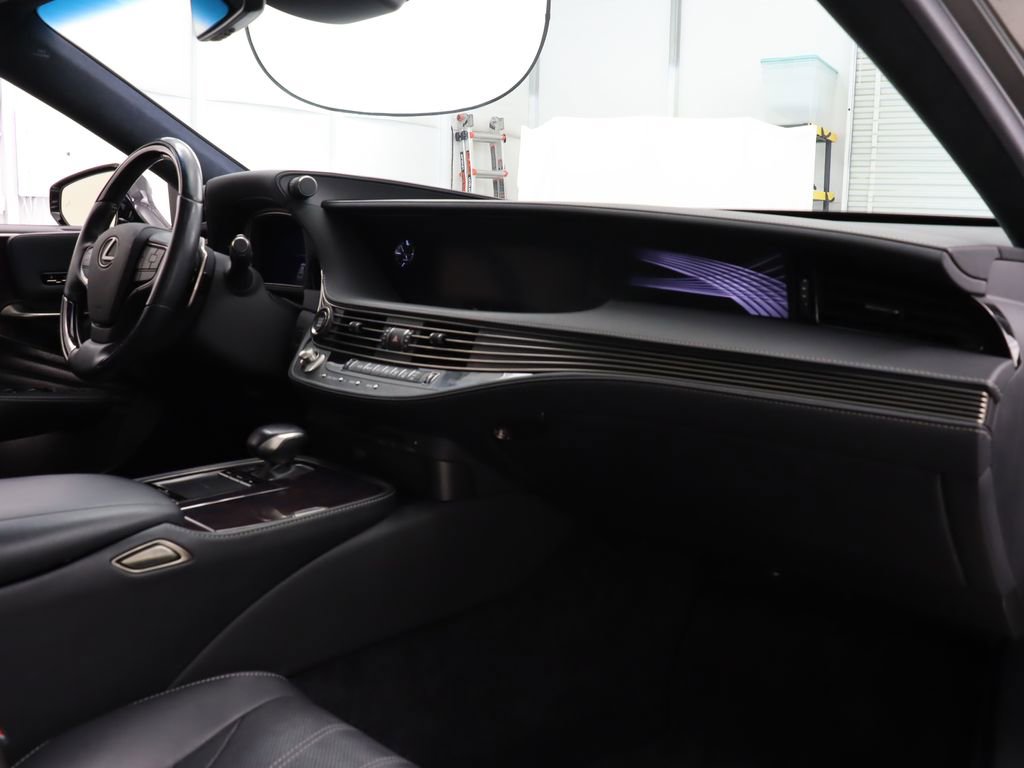 Used 2019 Lexus LS 500 w/ Interior Upgrade Package RWD image 30
