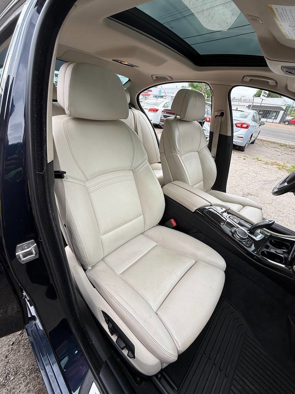 Used 2015 BMW 535i xDrive Sedan AWD/4WD image 19