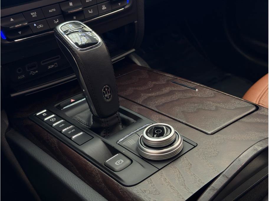 Used 2019 Maserati Ghibli RWD image 17