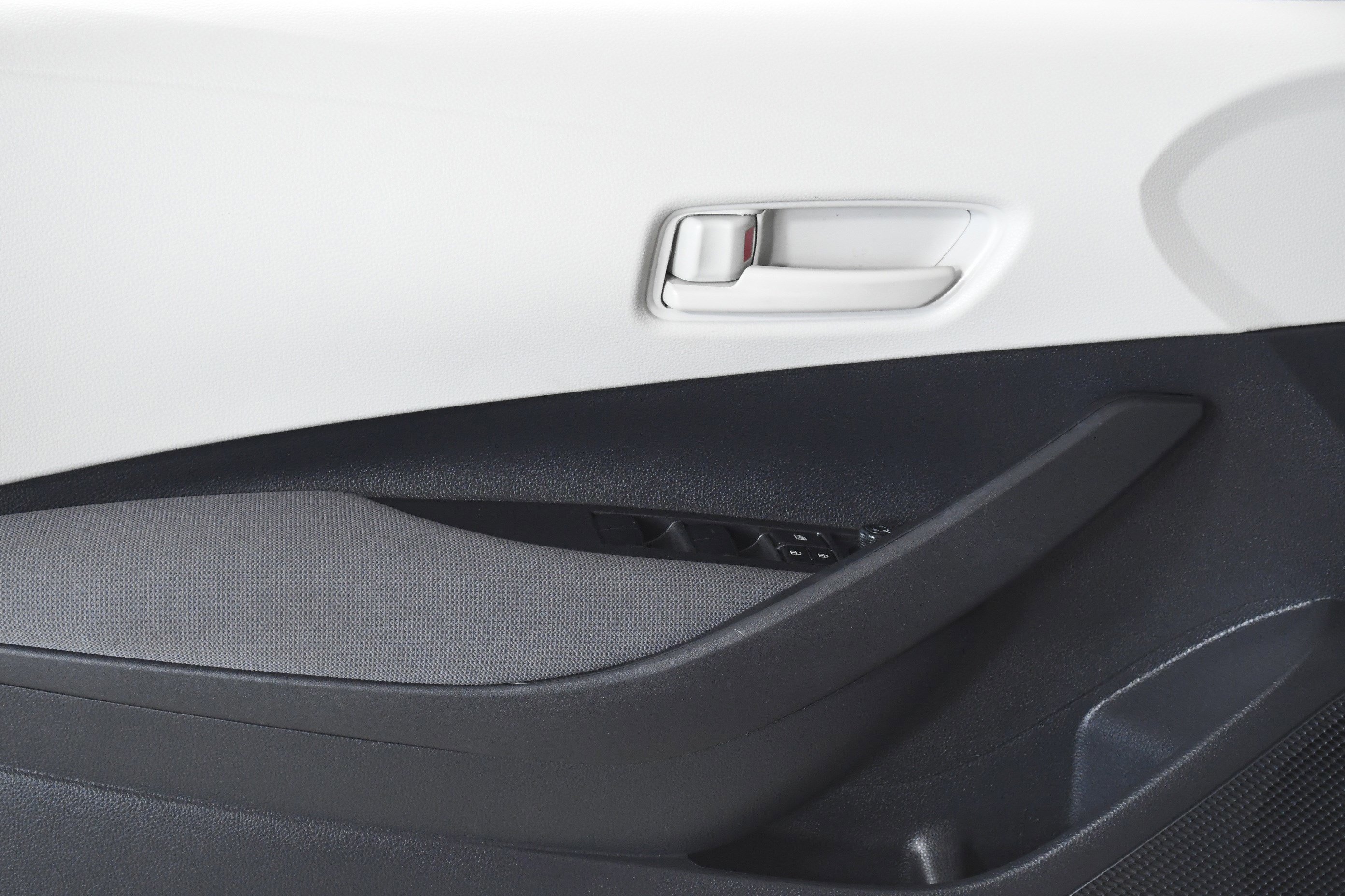 Used 2025 Toyota Corolla LE image 21