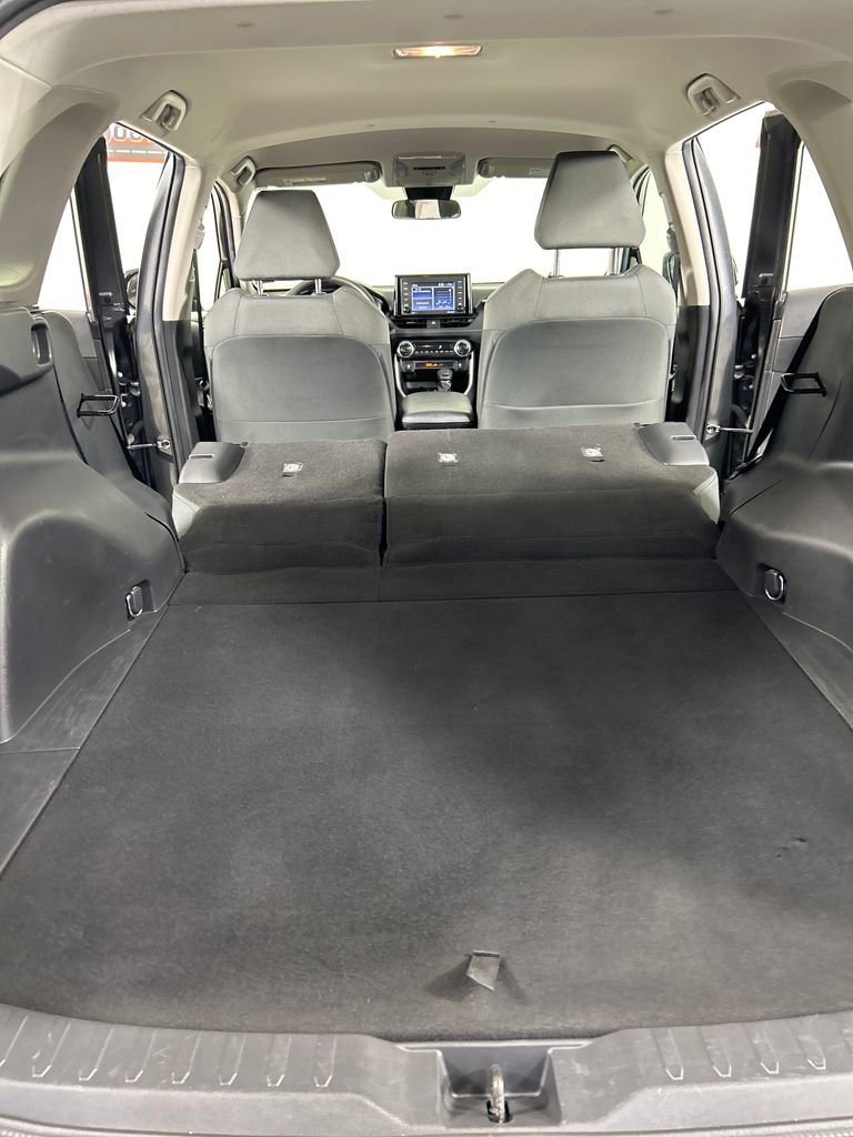 Used 2021 Toyota RAV4 XLE FWD image 20