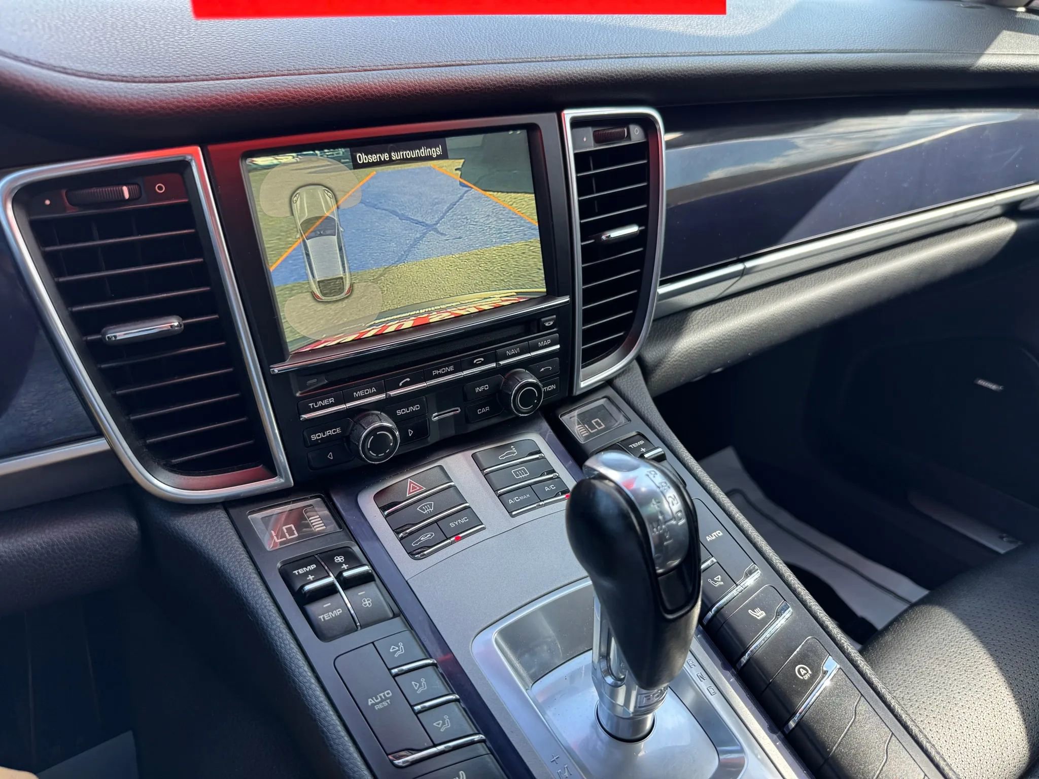 Used 2016 Porsche Panamera image 16