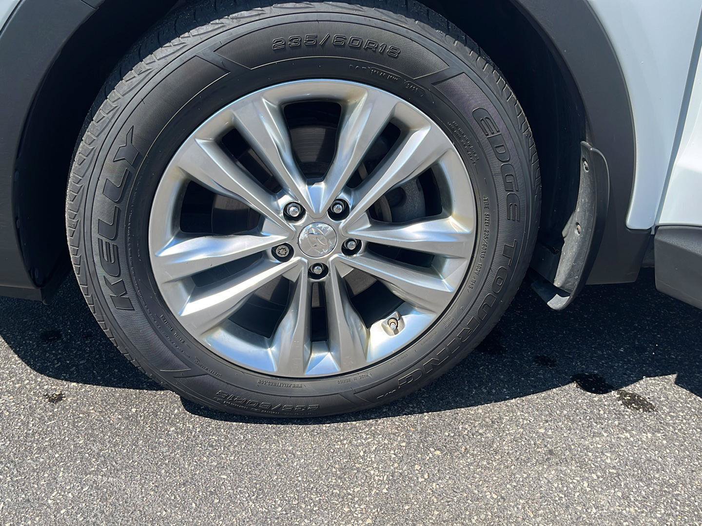Used 2018 Hyundai Santa Fe Sport 2.0T AWD/4WD image 21