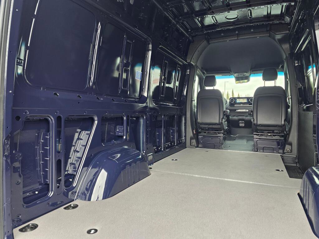 New 2026 Mercedes-Benz Sprinter 144 Cargo image 15
