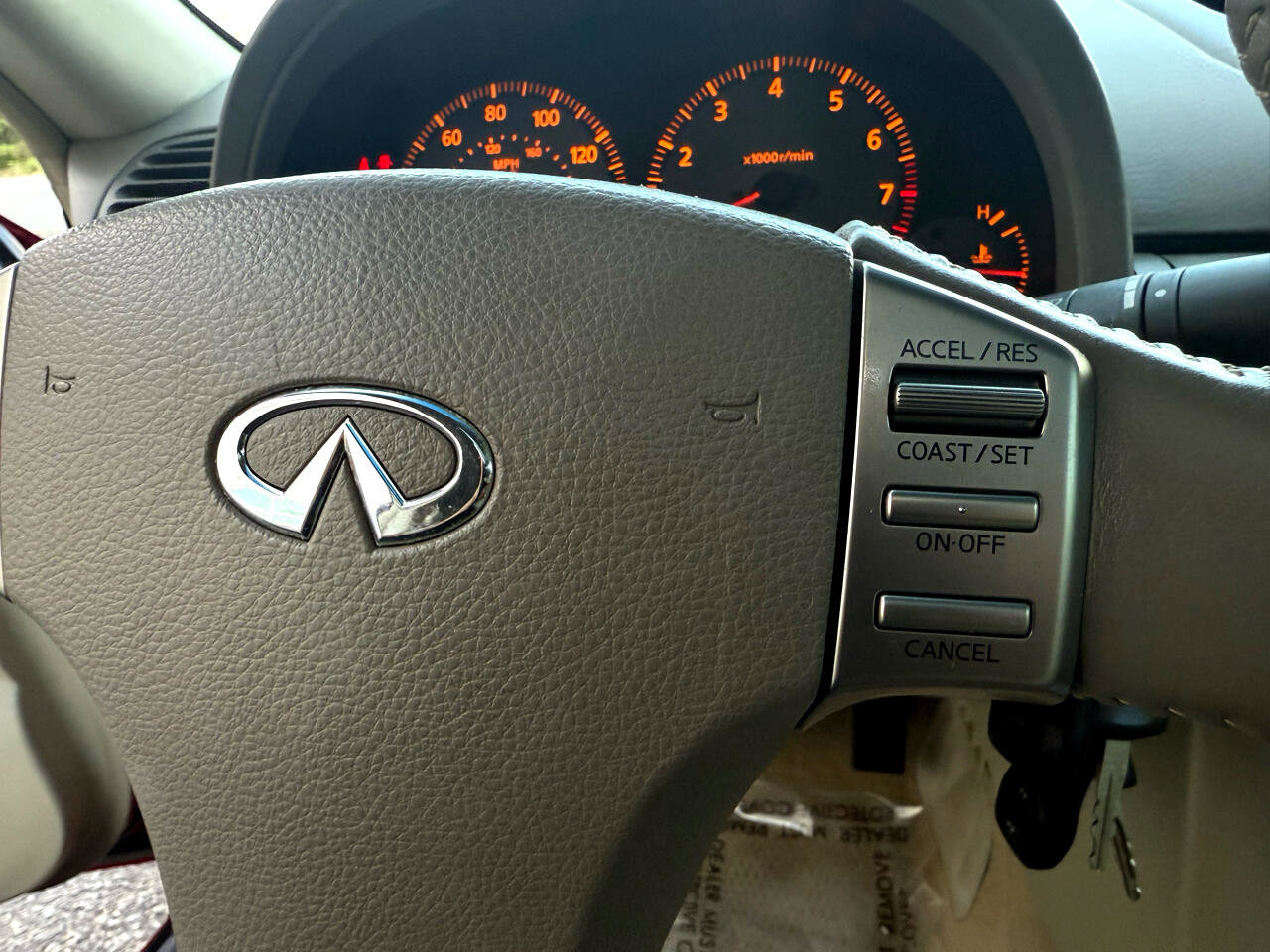 Used 2004 INFINITI G35 2dr Cpe Auto w/ Premium Pkg image 26