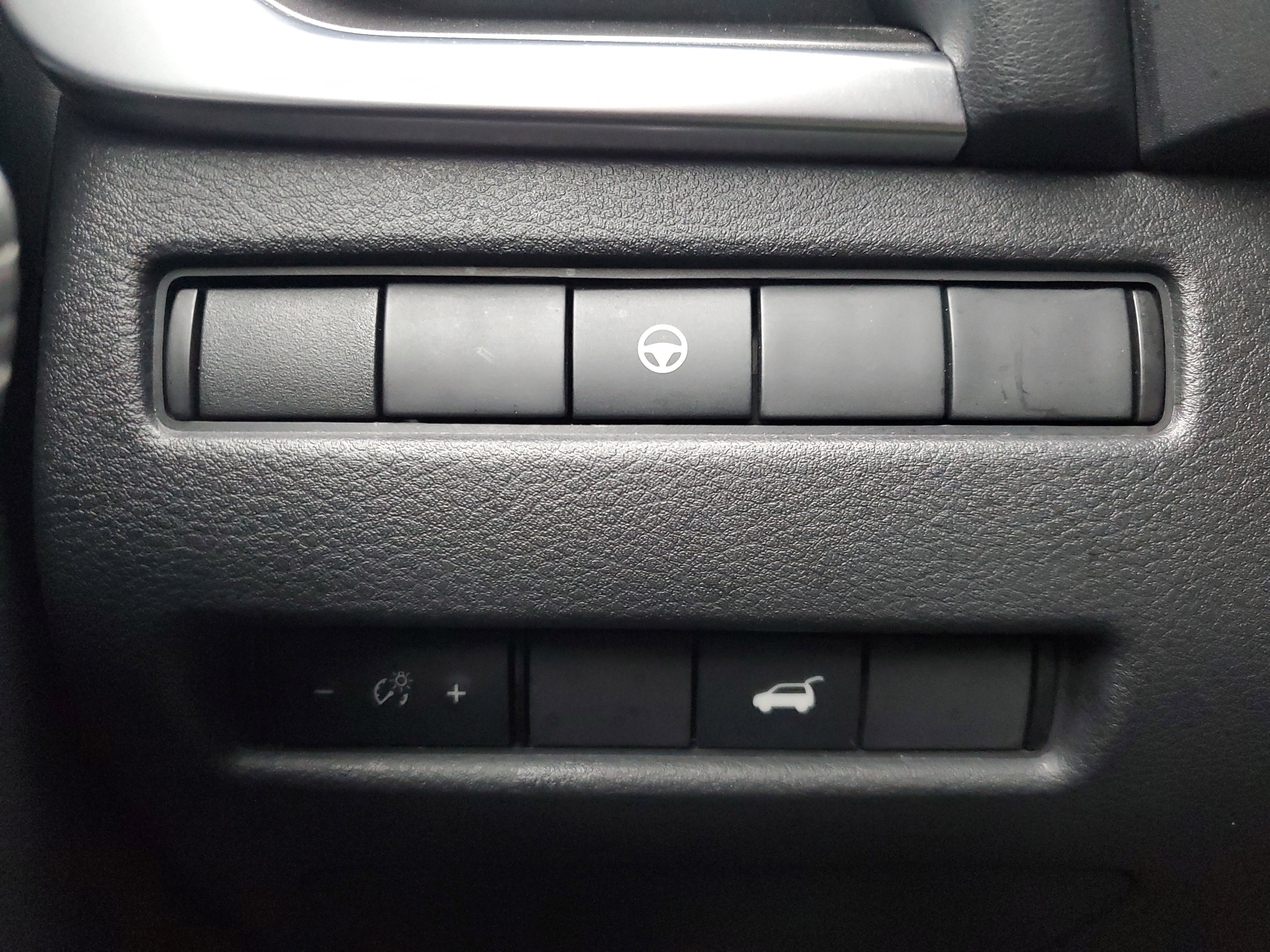 Certified 2021 Nissan Rogue SV w/ Premium Package image 27