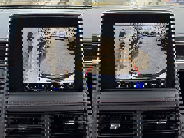 Used 2023 Chevrolet Tahoe RST w/ Luxury Package image 17