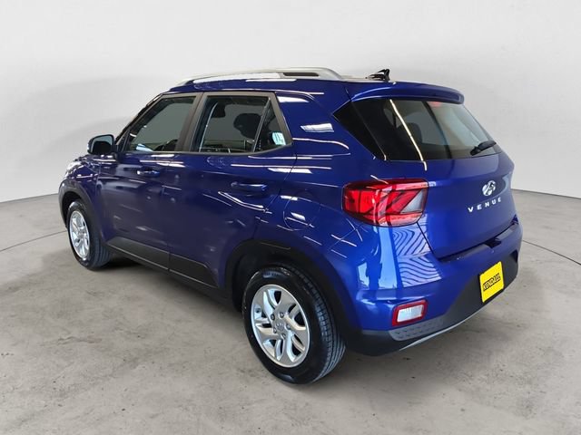 Used 2021 Hyundai Venue FWD image 7