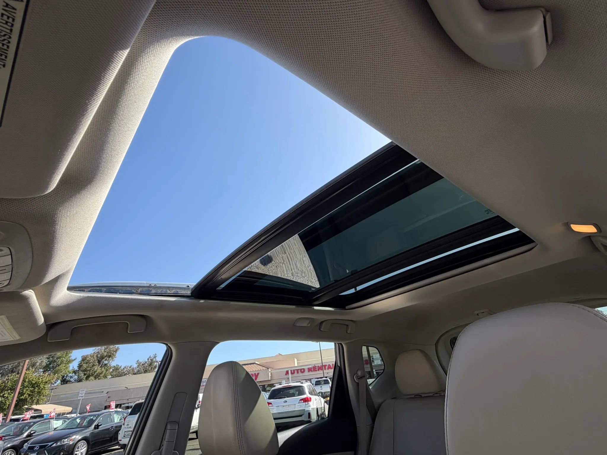 Used 2015 Nissan Rogue SL w/ SL Premium Package image 17