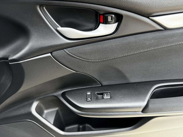 Used 2021 Honda Civic EX image 45
