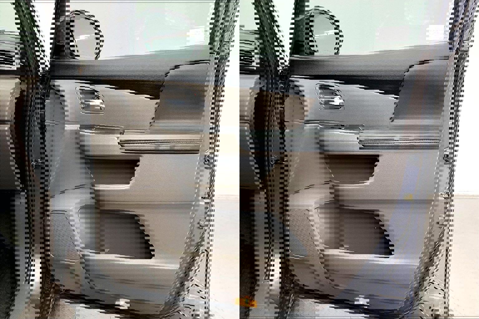 Used 2014 Honda Odyssey Touring image 26