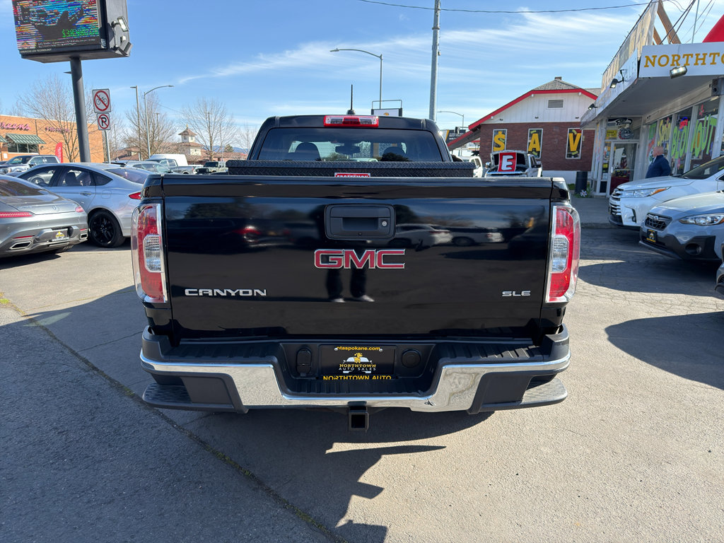 Used 2016 GMC Canyon SLE AWD/4WD image 6