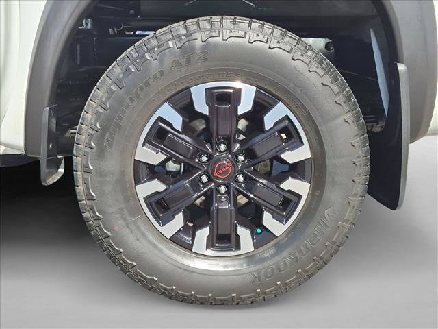 Used 2024 Nissan Frontier PRO-4X w/ Off-Road Protection Package AWD/4WD image 16