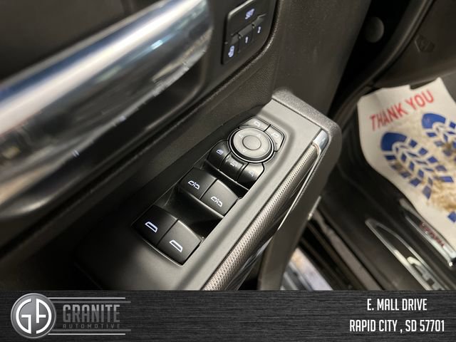 Used 2023 GMC Sierra 2500 AT4 w/ AT4 Premium Plus Package image 13