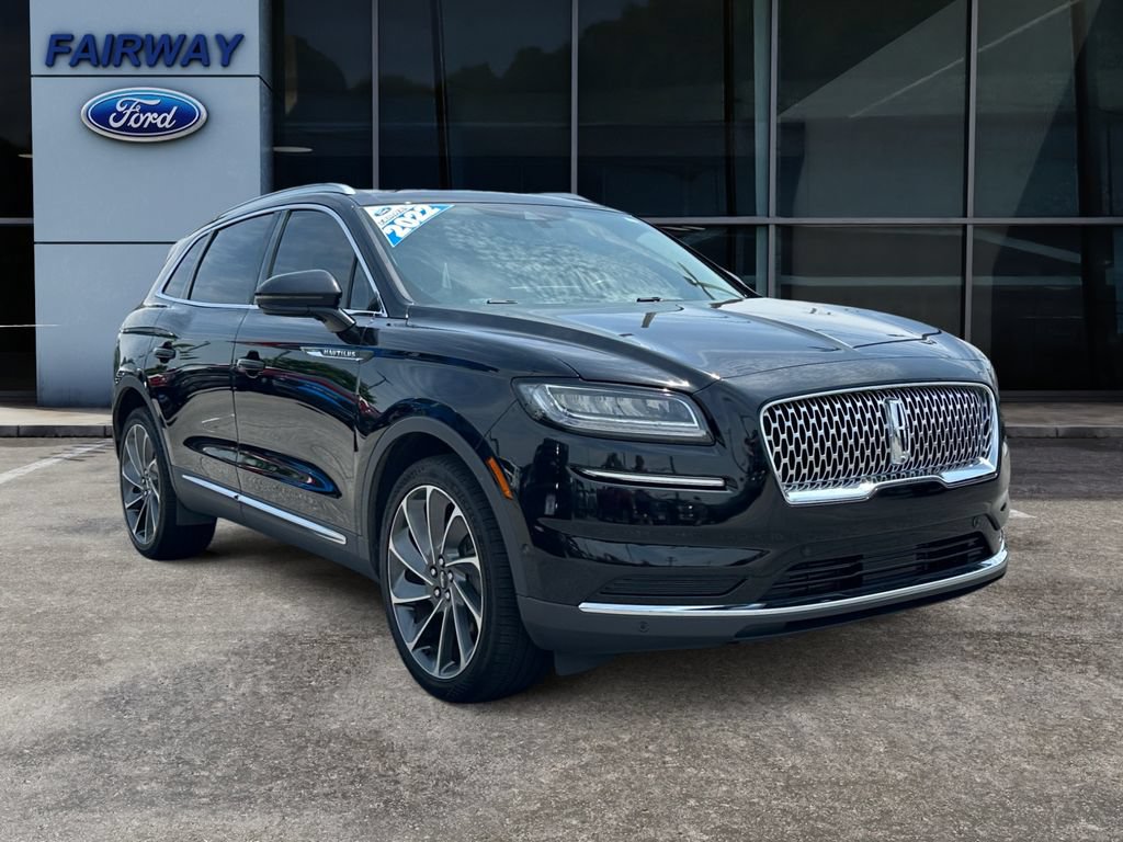 Used 2022 Lincoln Nautilus Reserve w/ Equipment Group 201A FWD image 2