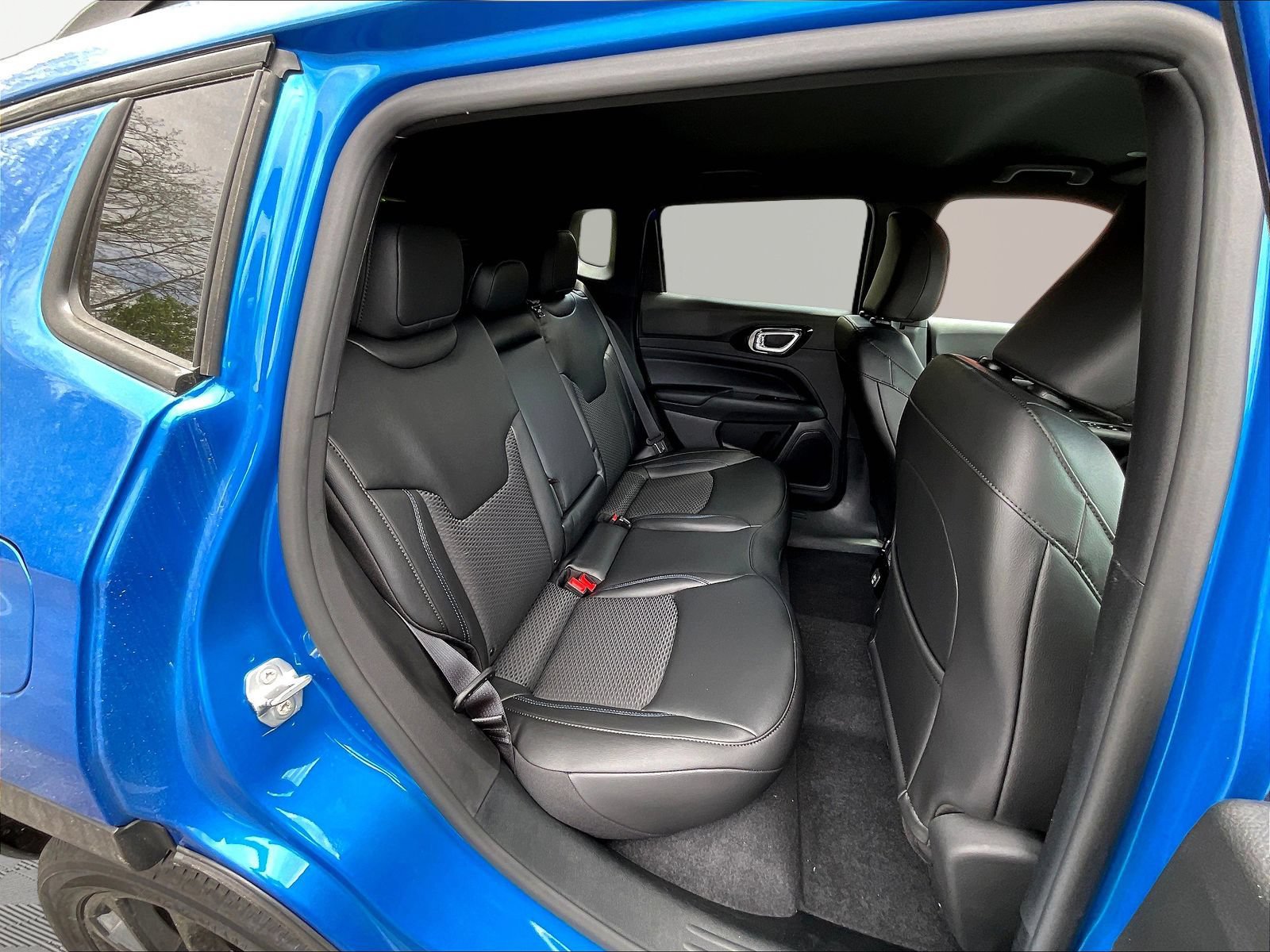 New 2026 Jeep Compass Latitude AWD/4WD image 20