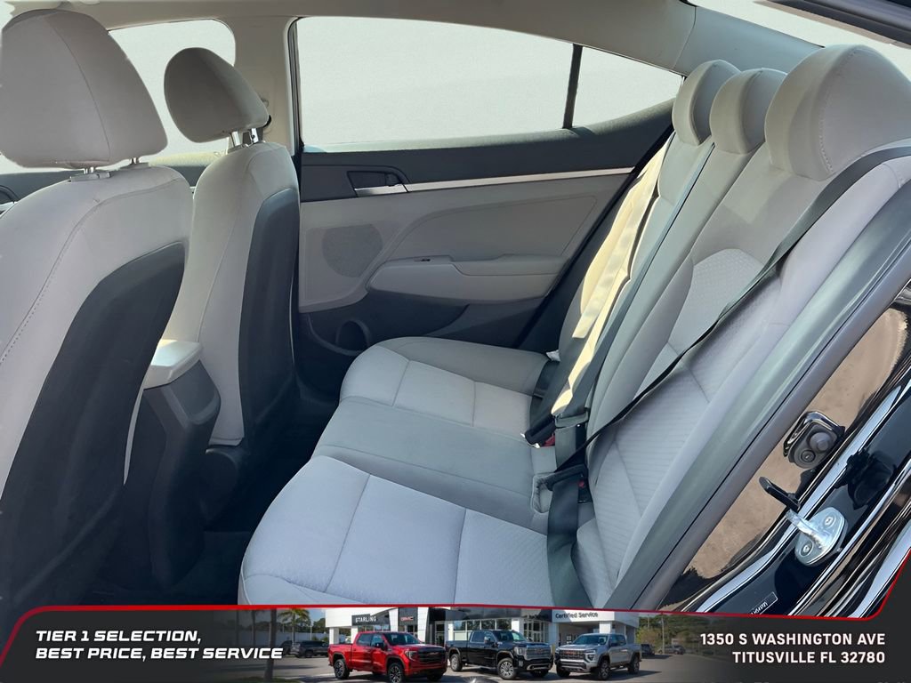 Used 2020 Hyundai Elantra SE FWD image 22