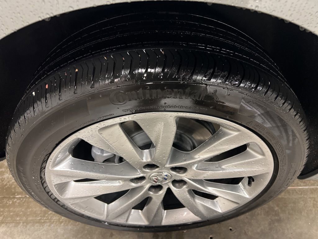 Certified 2023 Buick Envision Avenir image 23