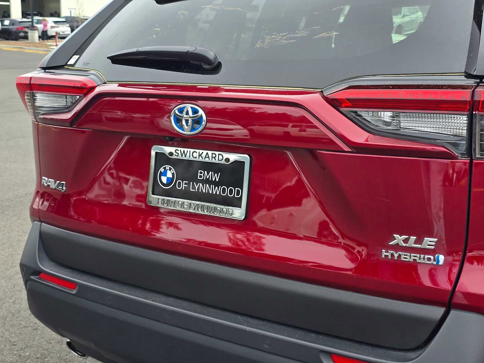 Used 2023 Toyota RAV4 XLE Premium AWD/4WD image 13