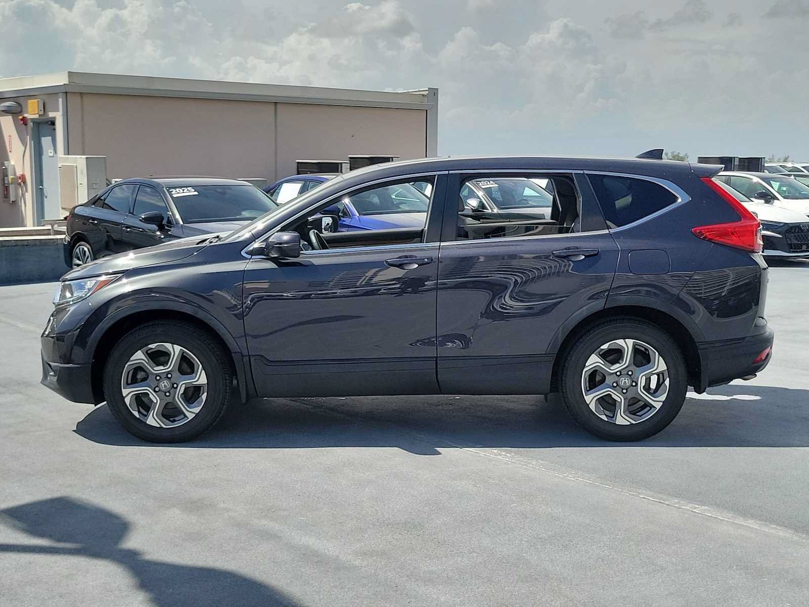 Used 2019 Honda CR-V EX-L image 3
