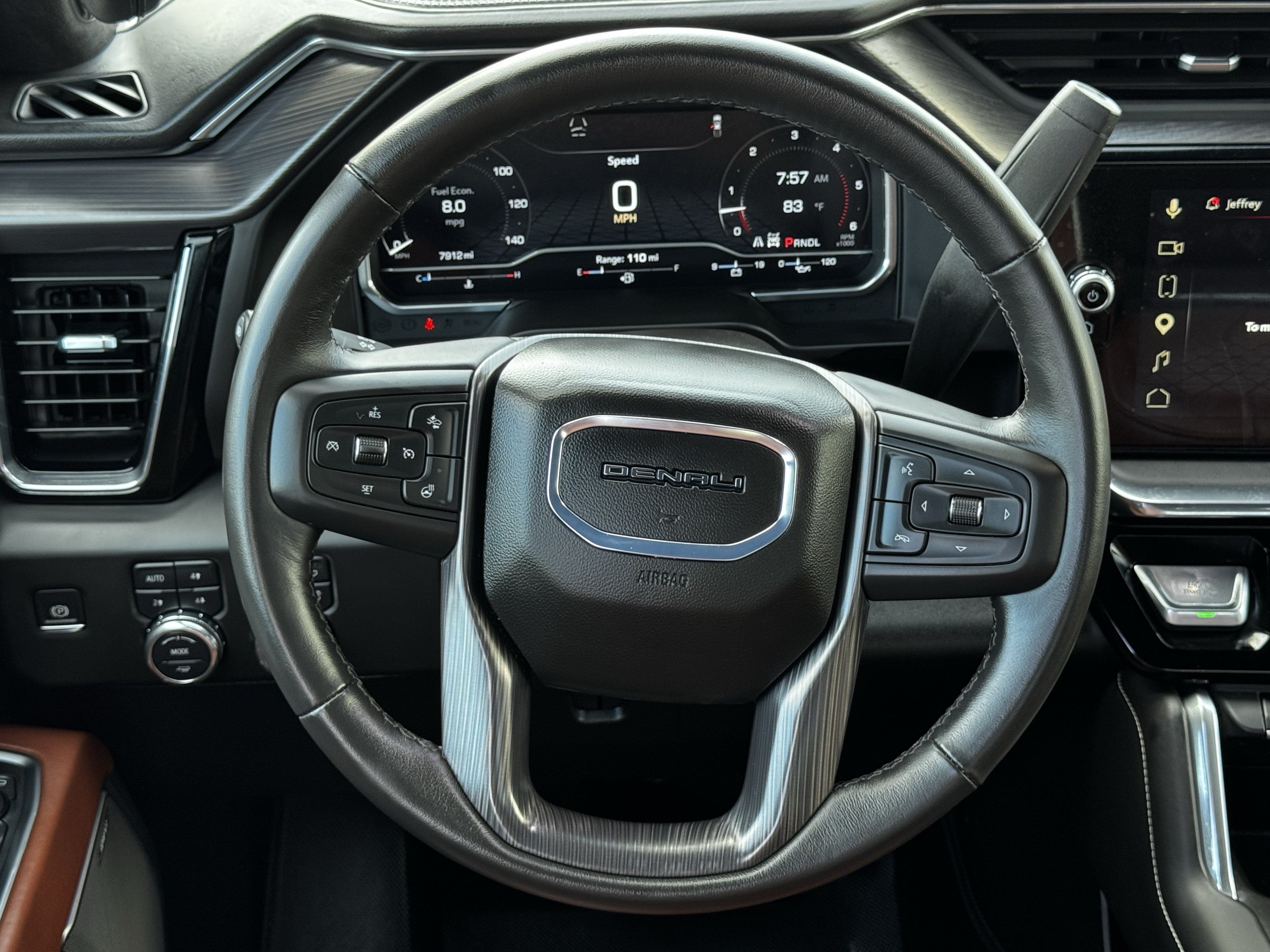 Used 2025 GMC Sierra 2500 Denali Ultimate AWD/4WD image 12