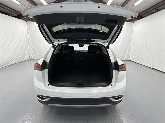 Used 2021 Buick Envision Essence image 24