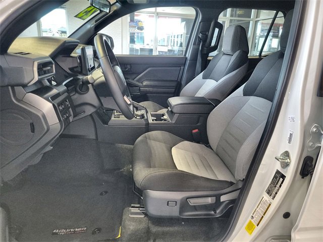 Used 2025 Toyota 4Runner TRD Off-Road image 12