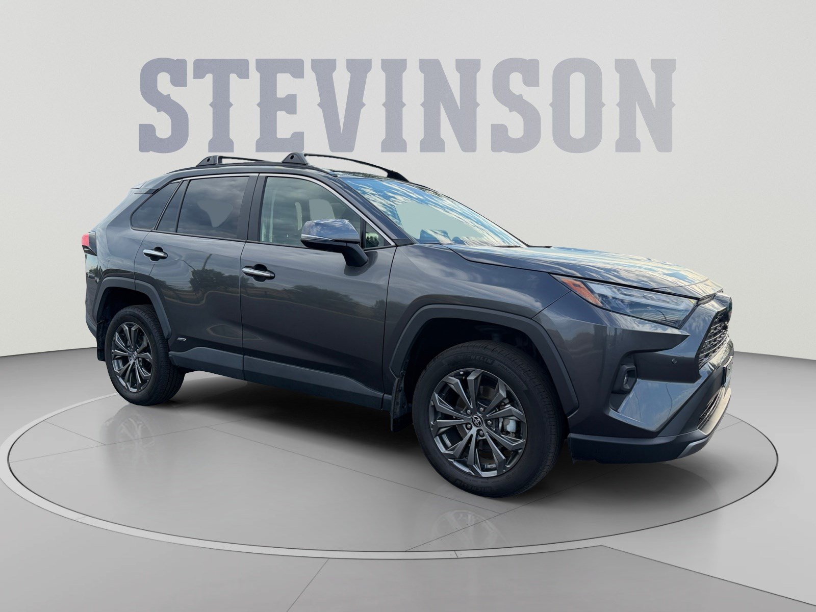 Used 2023 Toyota RAV4 Limited AWD/4WD image 7