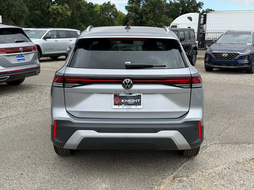 New 2026 Volkswagen Tiguan S FWD image 8