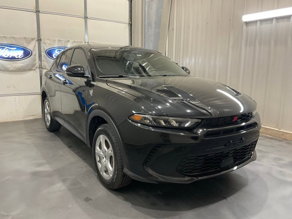 Used 2024 Dodge Hornet GT w/ Cold Weather Group image 1