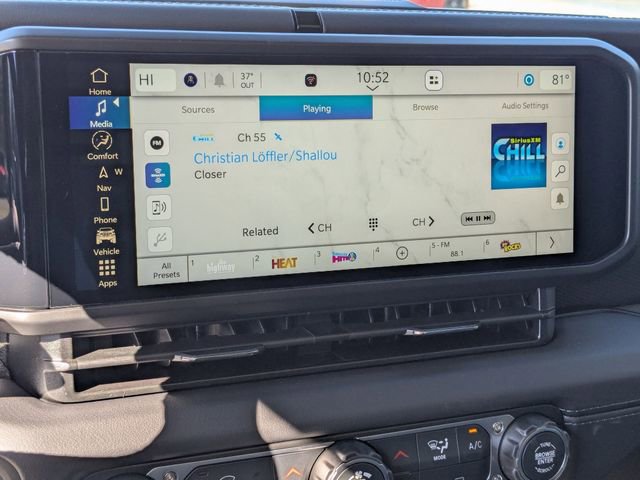 New 2026 Jeep Wrangler Unlimited Rubicon w/ Technology Group image 16