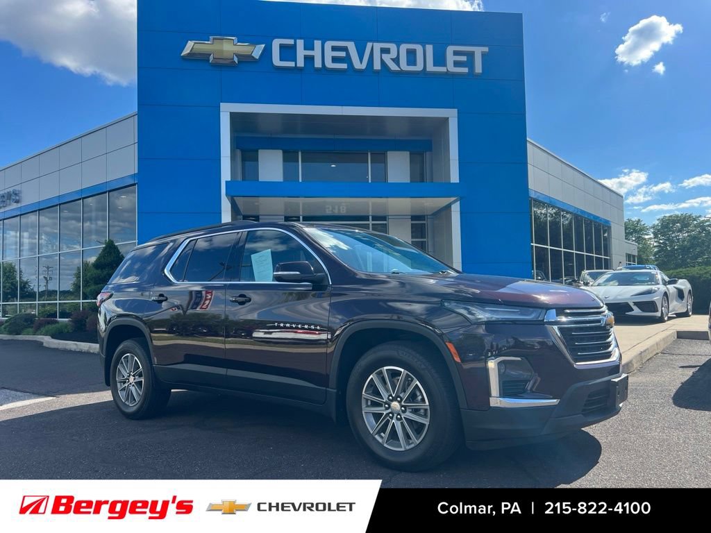 Used 2023 Chevrolet Traverse LT AWD/4WD image 1