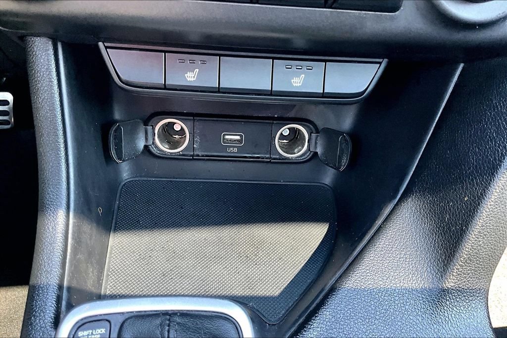 Used 2022 Kia Sportage Nightfall Edition AWD/4WD image 32